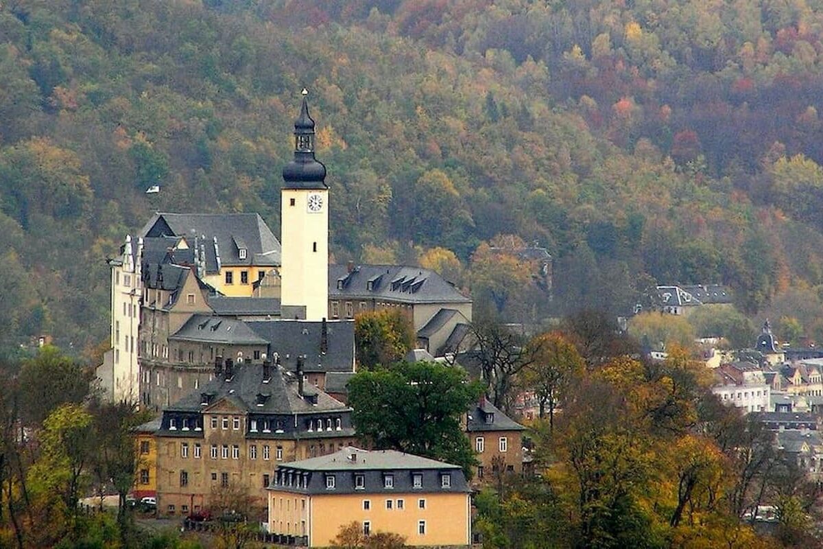 Princes Reuss same name for 800 years